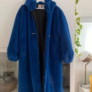 Allure Vibrant Blue Faux Fur Coat-MIDI Length mid chin